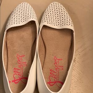 Jellypop Pointed-toe flats white